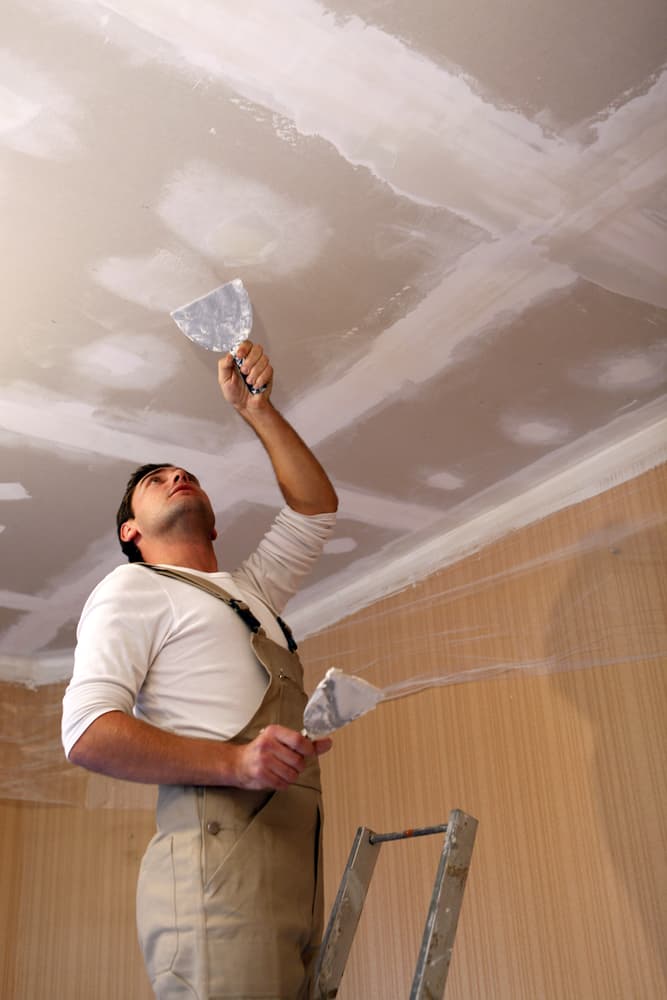 contractor plastering ceiling